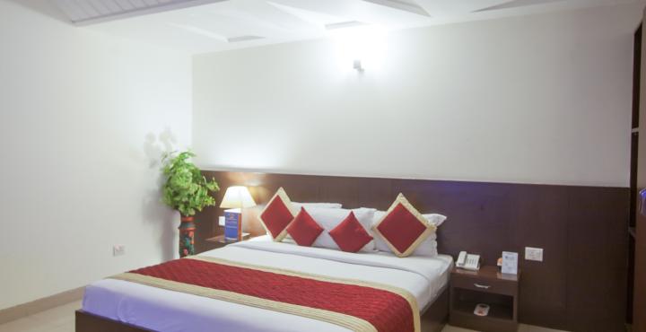 Hotel Impress